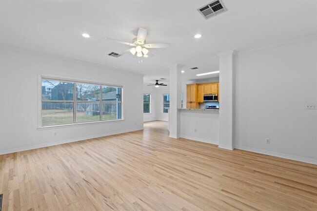 Photo - 5512 William Holland Ave