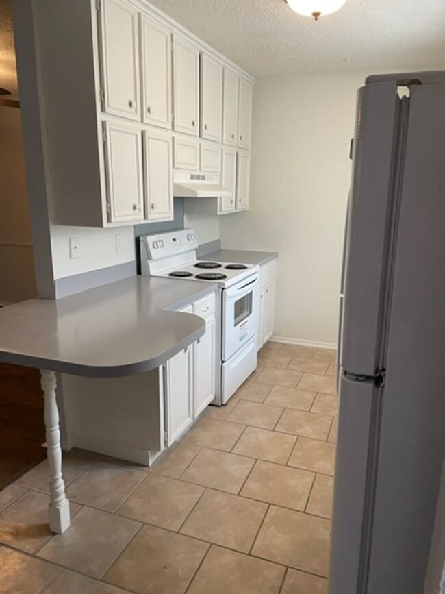Photo - Stunning 3 Bed 2 Bath duplex