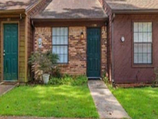 Building Photo - 1188 High Rd