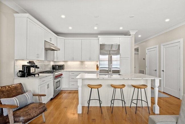 Photo - 201 W 8th St Unit 3A