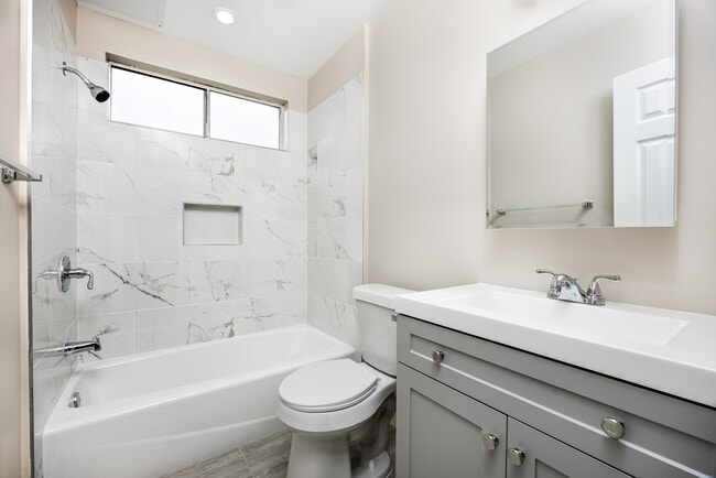 Photo - Gardena Court