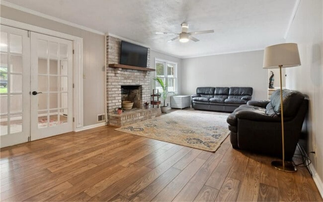 Photo - 3925 Chicamauga Dr