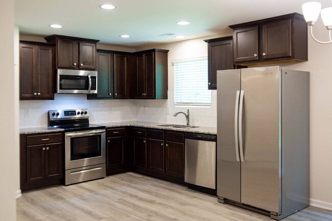 Photo - 2801 Killian Ct