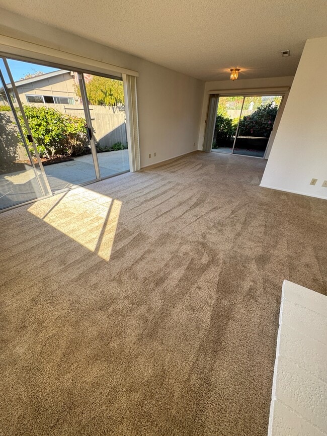 Photo - 140 Paseo Farrallon