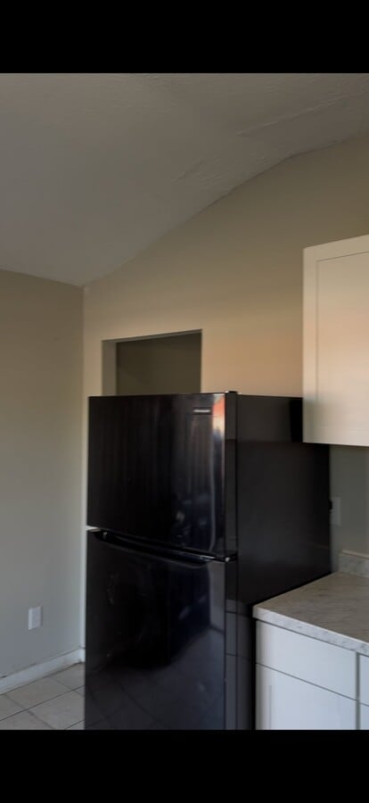 Photo - 260 N Commerce Ave Unidad 103