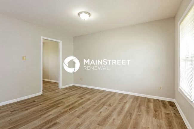 3 Bedroom Pet-Friendly Home in Indianapolis, IN with Main Street Renewal