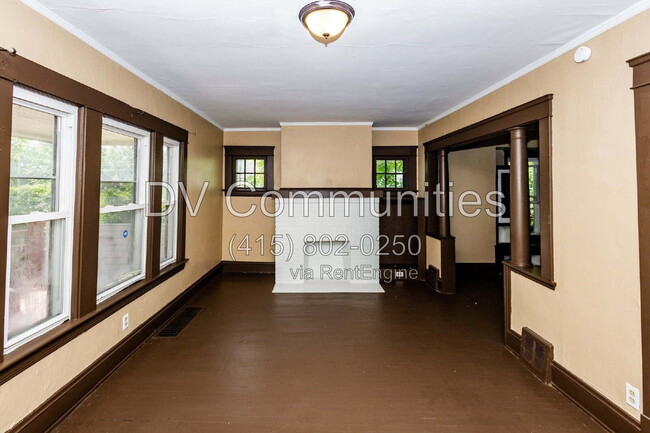 Photo - 1148 E 176th St