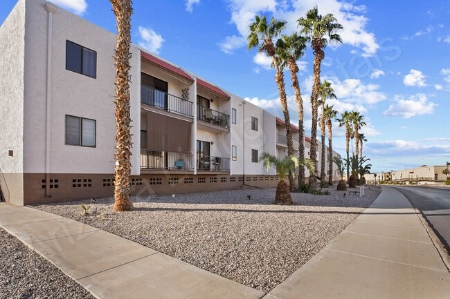 Photo - CENTRALLY LOCATED 1 BEDROOM CONDO