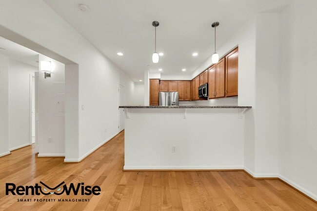 Photo - 1388 Broadway Unit 189