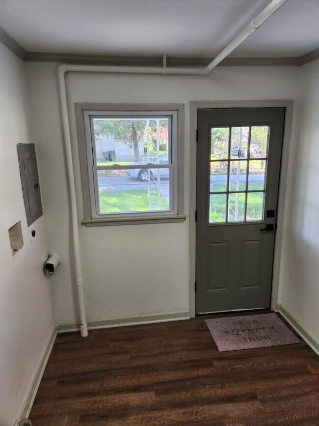 Photo - 1820 Woodman Dr