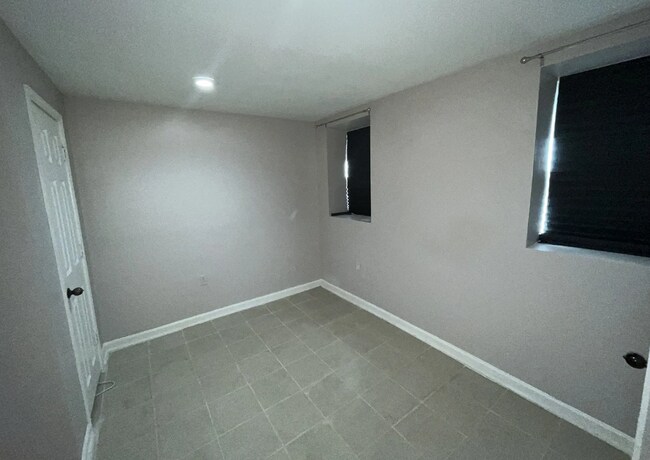 Photo - 431X Liberty Heights Ave Unidad 1