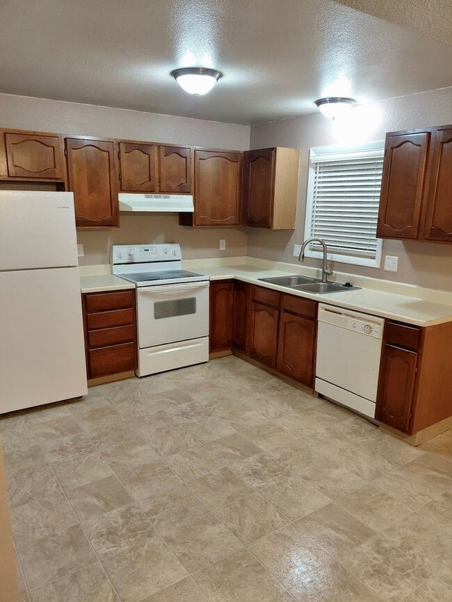 Photo - 2511 Farnum St Unit 2511 Farnum Street #2