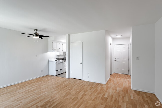 Living Room/ Kitchen