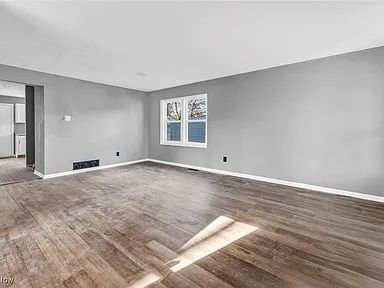 Photo - 12210 Oakland Ave