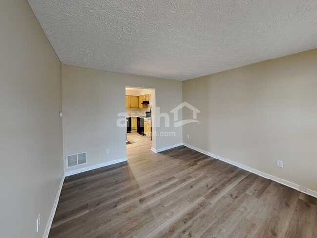 Photo - 522 Hunnicut Dr