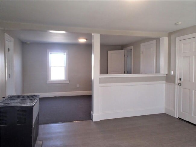 Building Photo - 217 State St Unit 3 F