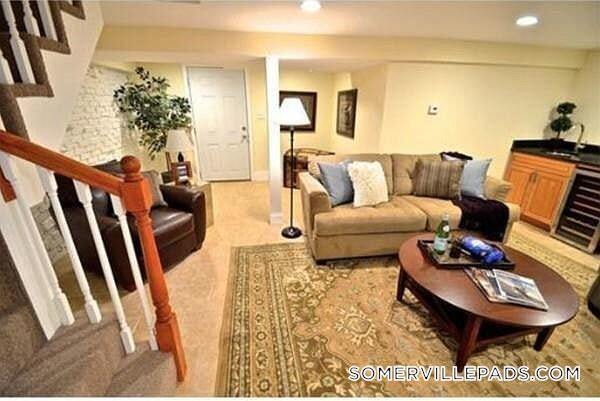 201 College Ave Unit 1