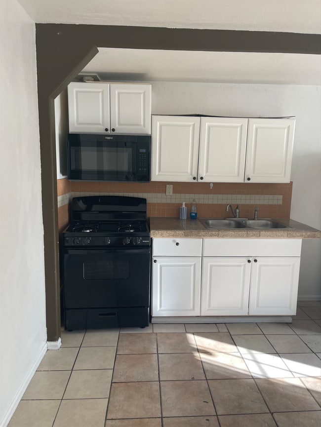 Photo - 124 E Evans Ave