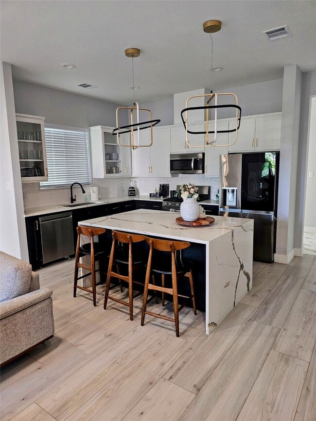 Photo - 4427 Elmwood St