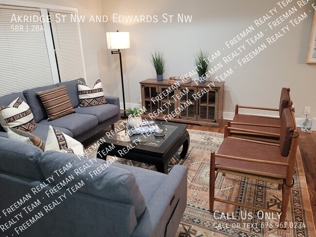 Photo - 1471 Akridge St NW