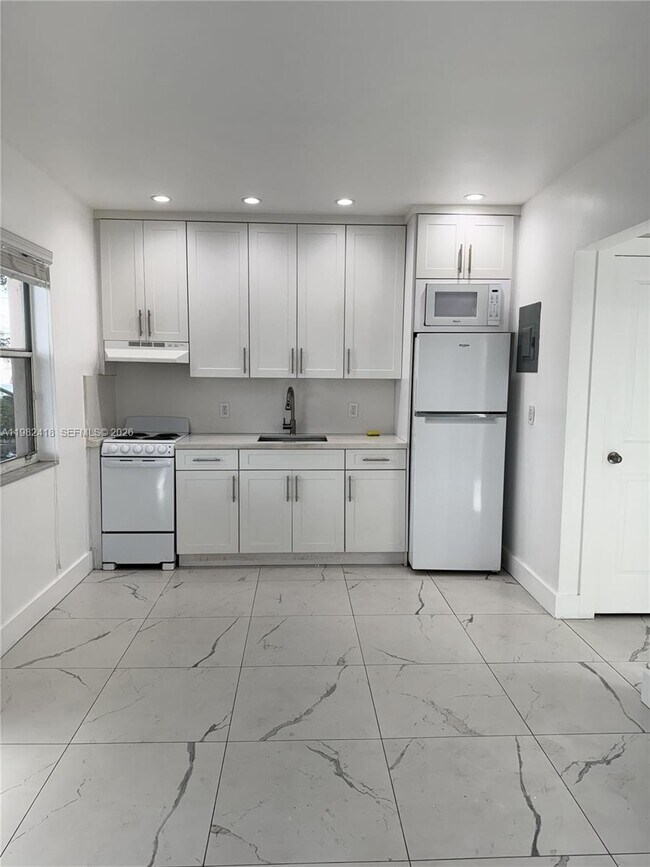 Photo - 2142 NW 1st St Unit 2142