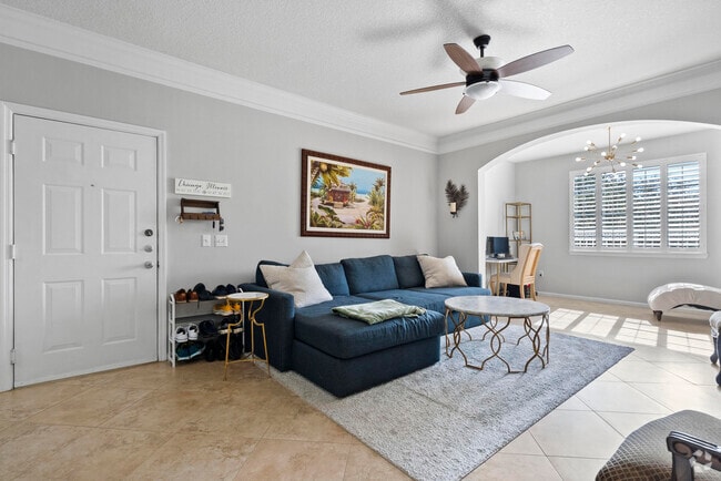 Building Photo - 3303 Myrtlewood Cir E Rental