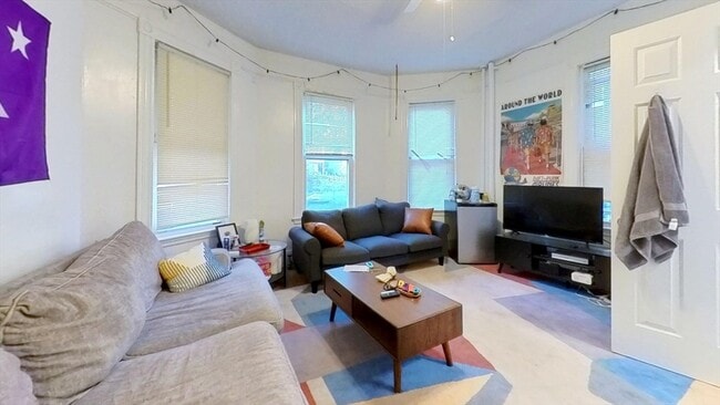 Building Photo - 34 Cherokee St Unit 3