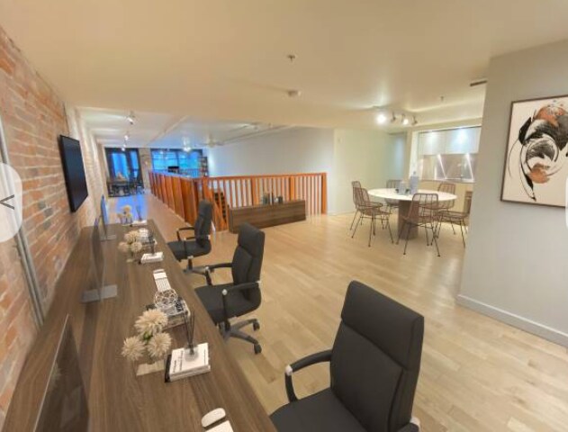 Photo - 53-153 W Hastings St