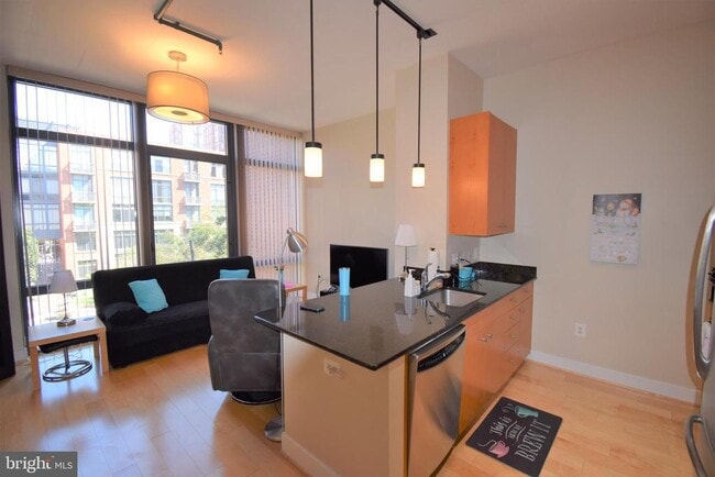 Building Photo - 520 John Carlyle St Unit 233 Rental