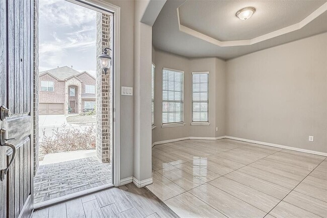 Photo - 2013 San Marino Ln