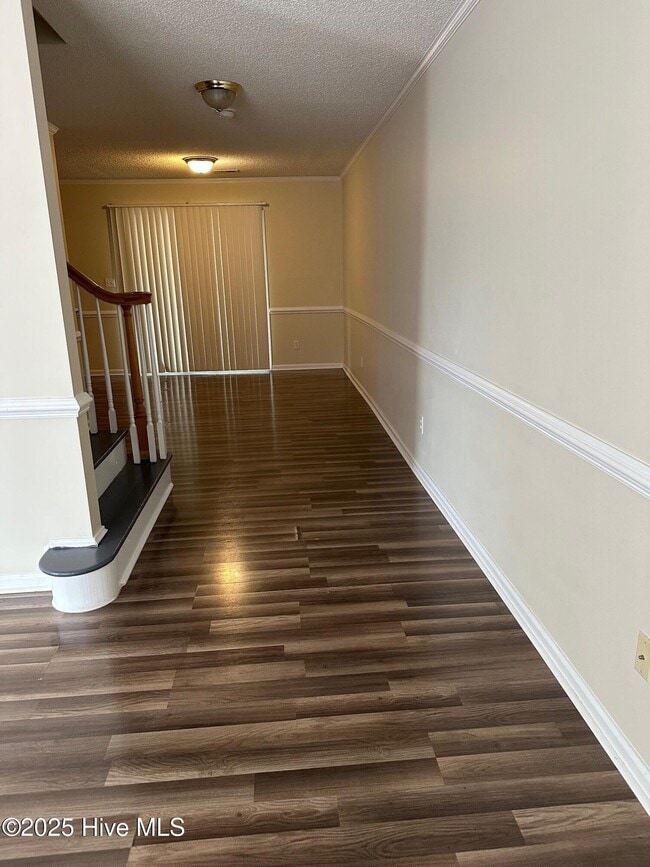 Photo - 3917 Sterling Pointe Dr