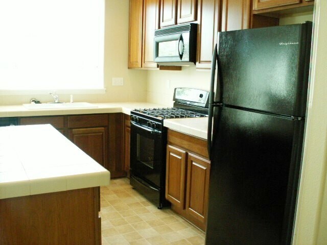 Photo - Gorgeous Single Family home in great condition with private patio at unbeatable Price! - Coming ...