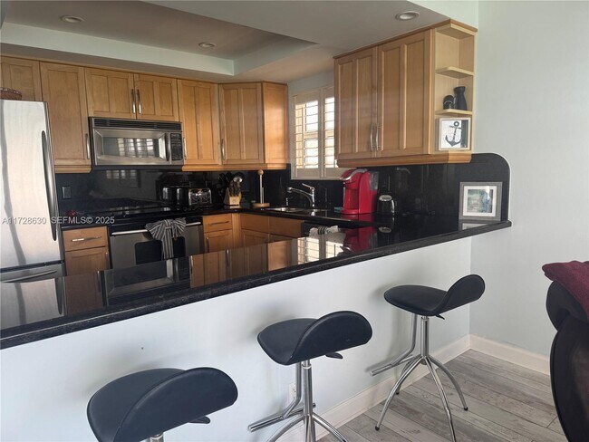 Photo - 400 N Surf Rd Unit 701