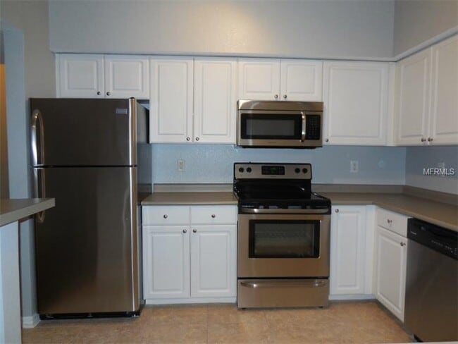 Kitchen2 - 504 S Armenia Ave Unit 1323