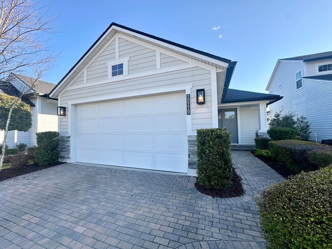 Building Photo - Centrally Located in Growing Area, Gated Community!