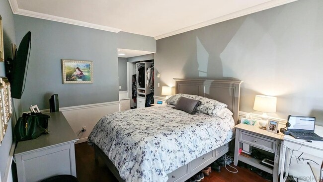 Photo - 2410 Albatross St Unidad 6