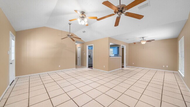 Photo - Welcome to this delightful 3-bedroom, 2-bathroom home. Perfectly situated this residence offers f... Unidad B