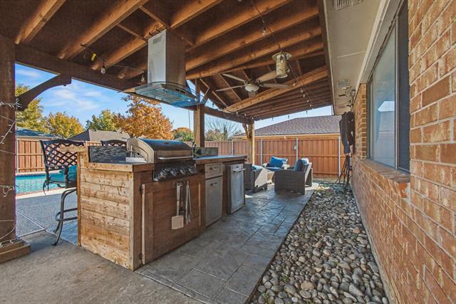 Photo - 913 Sandhurst Dr