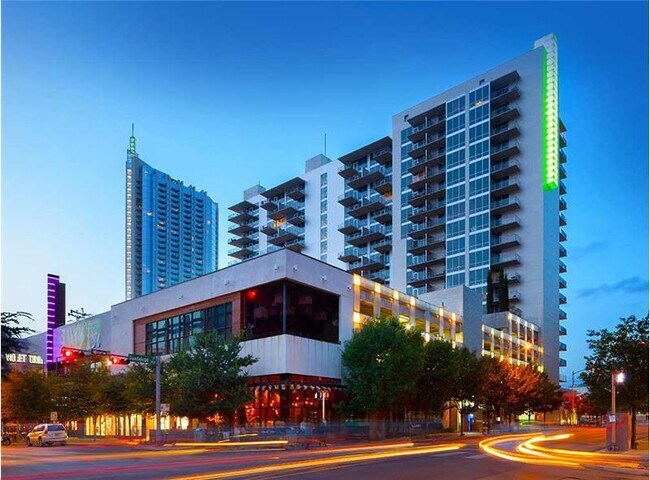 Photo - 420 W 3rd St Unidad A3-31