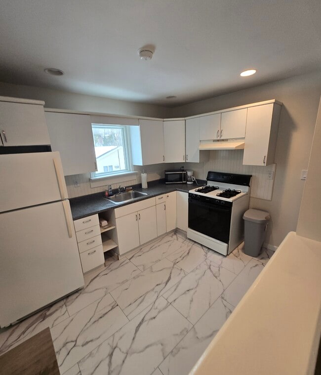 Photo - 23 Valkyr Rd Unidad top floor