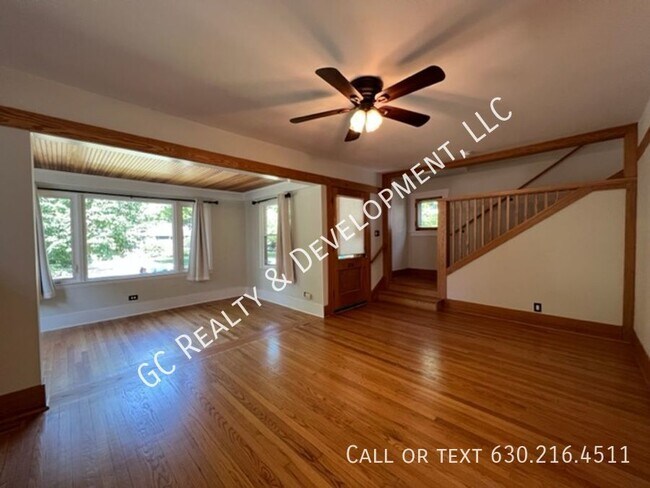 Photo - ***FULLY UPDATED / RIVER FOREST LOCATION /...