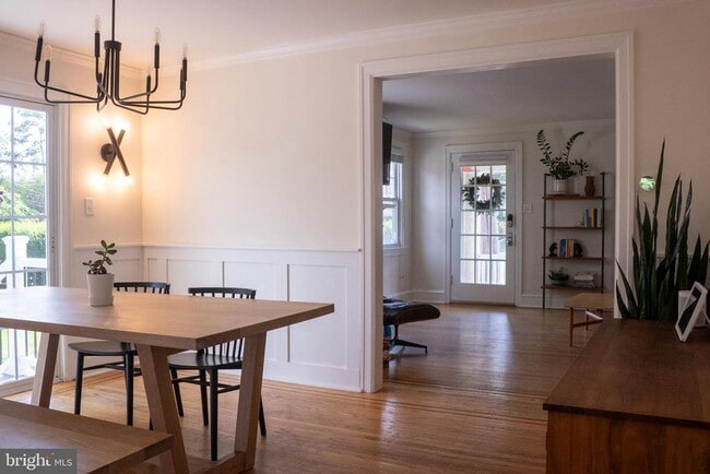 Photo - 2709 Oakford Rd