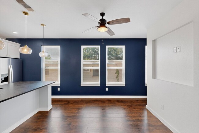 800 S Welch St Unit 106