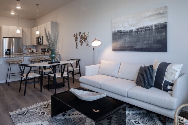 1HAB, 1BA - 675&nbsp;ft² - Incline 45