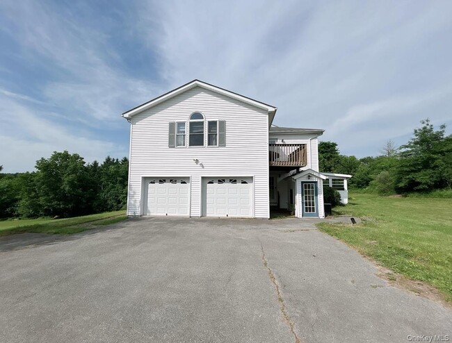 315 Arcadia Rd