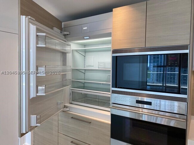 Photo - 17301 Biscayne Blvd Unit 905