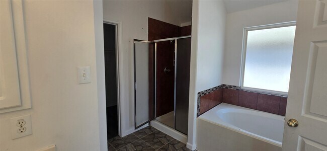 Building Photo - 2430 Glenholly Park Dr Rental