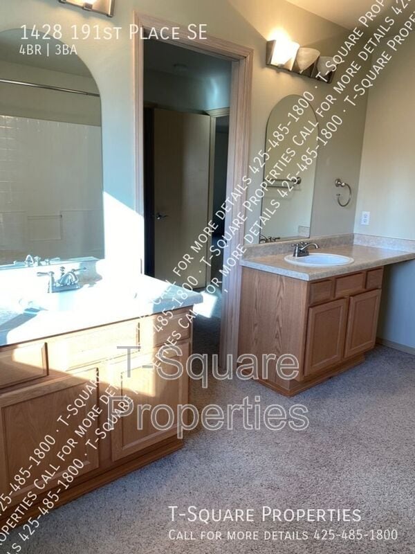 Photo - 1428 191st Pl SE