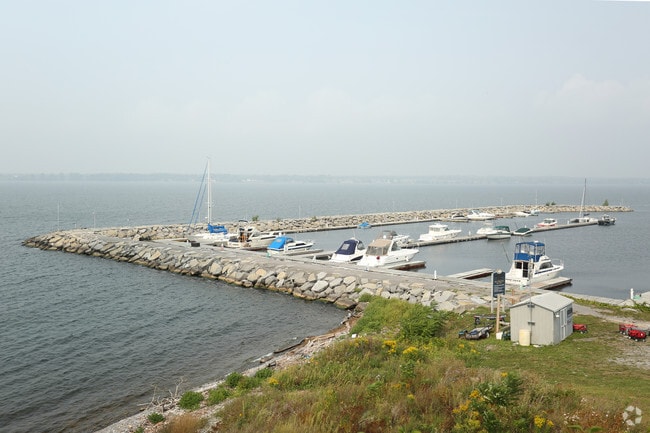 Photo - Fort Pike Commons