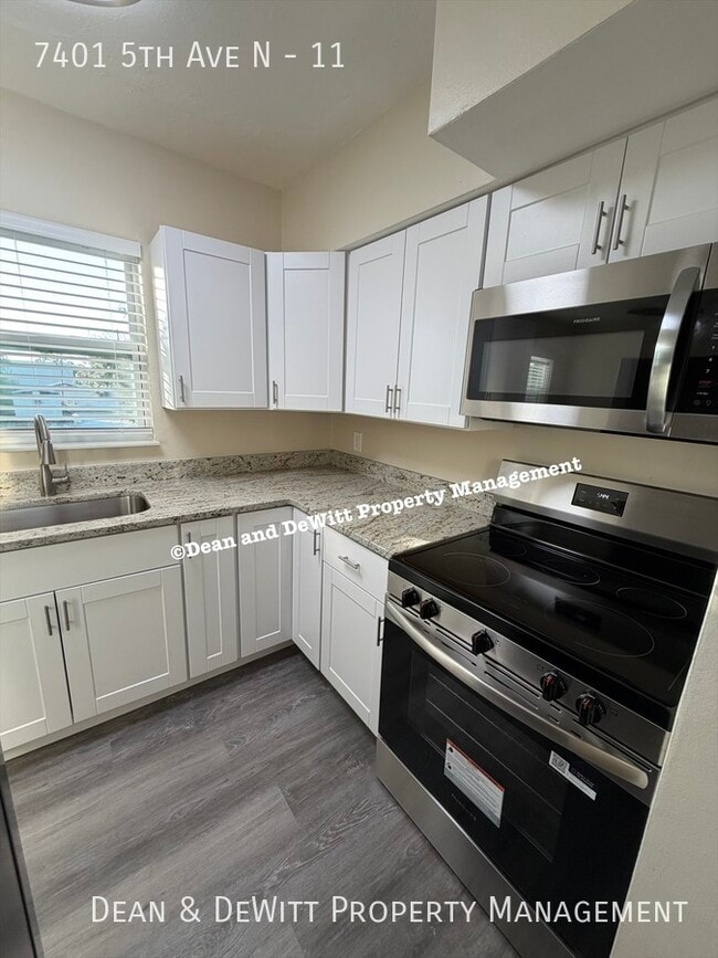 Photo - 1 Bed/1 Bath - Unit 11